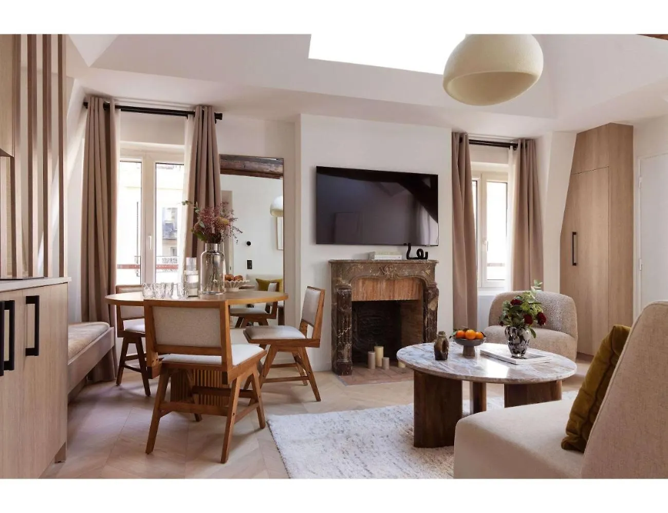 Elegant Apartment- 2Br-6P- Le Marais Париж
